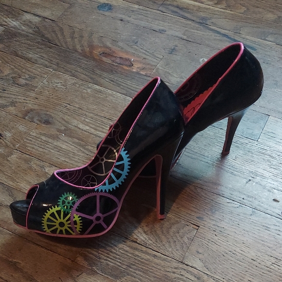 Elle Shoes - Elle Black and Pink High Heel Peep-Toe Shoes